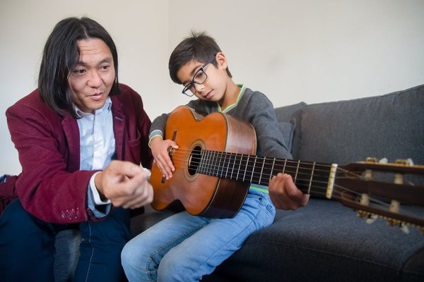 Vos cours de guitare à Marseille